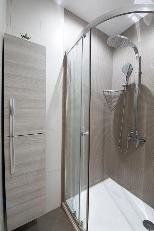 Modern 3 Bedroom & 3 Bathroom Apartment - Near Balluta Bay St. Julian's Exteriör bild
